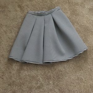 Charlotte Russe bubble skirt BNWT sz L